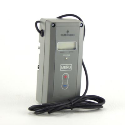 Electronic Temperature Control for Refrigeration or Heating Applications. Alarm output with selectable Delay